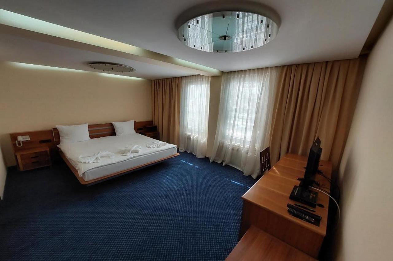 Hotel By Gastroid Ilidža Dış mekan fotoğraf