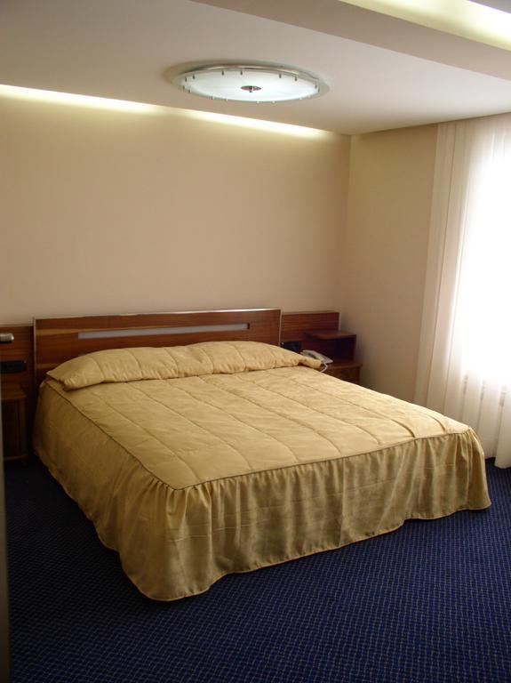 Hotel By Gastroid Ilidža Dış mekan fotoğraf