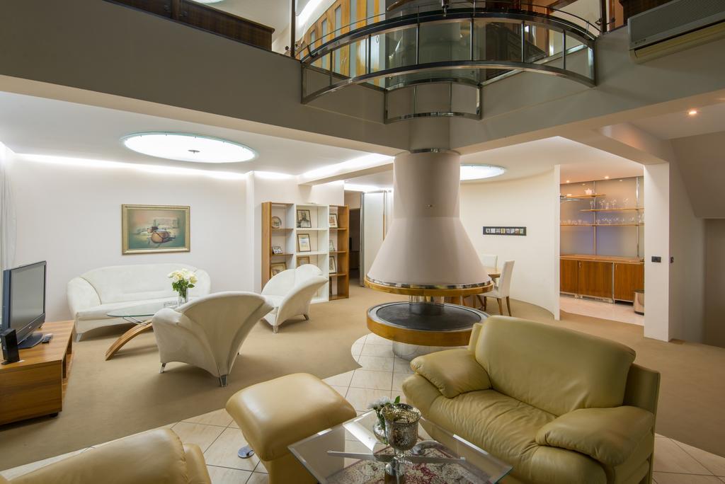 Hotel By Gastroid Ilidža Dış mekan fotoğraf
